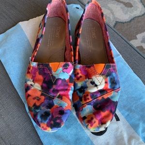 Toms Classic Women’s Flat